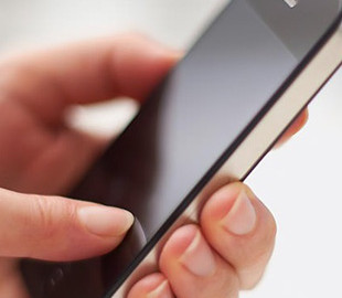 З нового року пенсіонерів почнуть обслуговувати через мобільний додаток