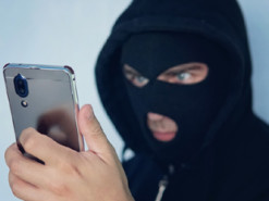 “Помирає від коронавірусу”: в Україні з’явився новий вид телефонного шахрайства