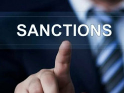 "Відтік мізків", 4 млн безробітних та занепад автопрому: як санкції Заходу руйнують економіку РФ