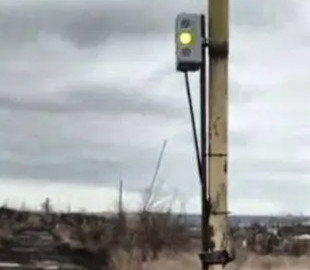 Росіяни почали ставити світлофори проти FPV-дронів: наскільки ефективні такі детектори