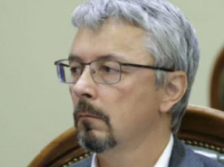 У Мінкульті пропонують блокувати в соцмережах за неправдиву інформацію про вакцини від COVID-19