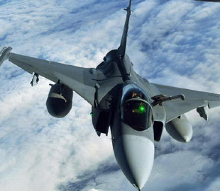 Чим шведські Gripen сильніші за F-16, які вже отримала Україна: пояснення експерта