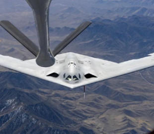 Найновіший стелс-бомбардувальник США вперше показали зверху