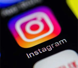 Facebook та Instagram відновили роботу після масового збою