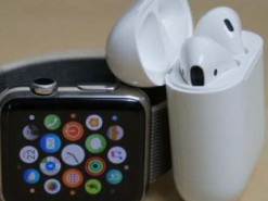 Тим Кук рассказал о успехе AirPods и Apple Watch