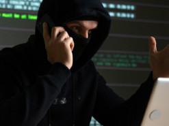 Телефонный разговор с «сотрудником банка» стоил мужчине 4 тыcячи гривeн