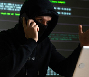 Телефонный разговор с «сотрудником банка» стоил мужчине 4 тыcячи гривeн