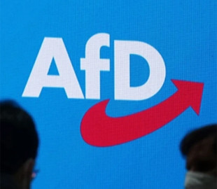 ЗМІ: В ЄС стурбовані, що німецькі депутати "АдН" можуть зливати РФ секретні документи