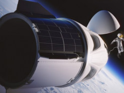 SpaceX выпустит туриста в открытый космос