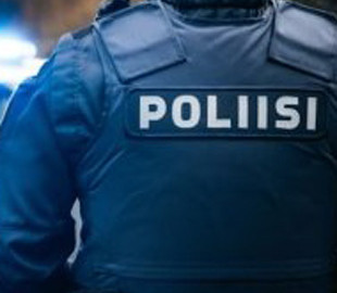 Поліція Фінляндії підозрює чотирьох осіб у пошкодженні підводних кабелів на Балтиці