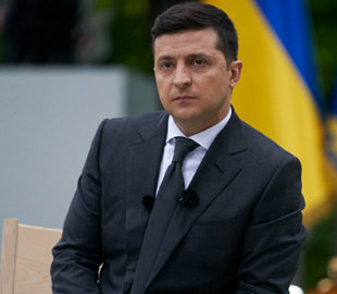 На президента Зеленского якобы работает ботоферма из более 20 пабликов и 100 ботов