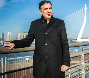 Саакашвілі з Грузії заявив, що хоче боротися за Україну