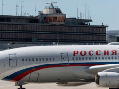 Крах авіації: у росії почали розбирати літаки на запчастини