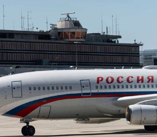 Крах авіації: у росії почали розбирати літаки на запчастини