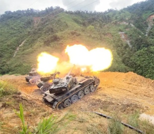 Розкриті технічні характеристики французьких бойових танків AMX-13