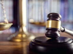 У Британії засудили п’ятьох зловмисників, причетних до шахрайства не десятки мільйонів фунтів