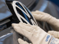 Компанія Volkswagen почне виробництво електричних авто на новій платформі SSP