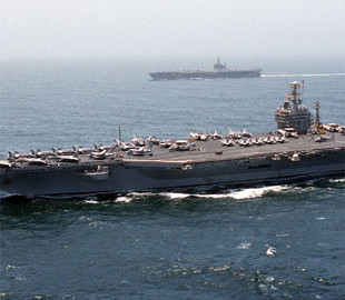 США знищили в Червоному морі два патрульні катери та безпілотний надводний апарат хуситів