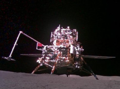 Китай першим у світі доставив на Землю ґрунт зі зворотного боку Місяця