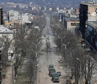 У Маріуполі російські окупанти вбили 25 тисяч людей
