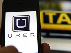 Uber увольняет сотни сотрудников на фоне рекордных убытков