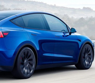 Tesla предлагает ускорить разгон Model Y на полсекунды, просто доплатив $2000