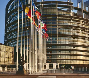 Європарламент схвалив митний збір за товари з інтернет-магазинів поза ЄС