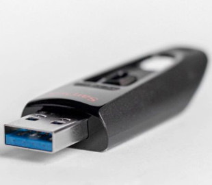 Експерти назвали 5 головних недоліків USB флешки