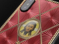 Джобс би плакав: у Росії випустили "православний" iPhone