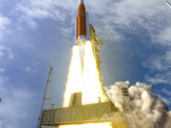 NASA отложило высадку людей на Луну до 2025 года