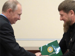 Разведка ЕС возложила ответственность за покушения на чеченских блогеров на Путина