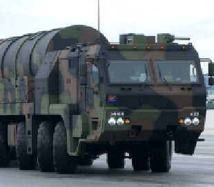 Південна Корея готується розгорнути "ракету-монстра" — що відбувається