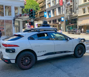 Компанія Waymo вдруге за тиждень призупинила роботу безпілотних таксі у Сан-Франциско