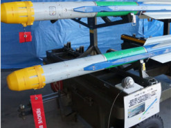 Японські розробники представили авіаційні ракети AAM-5B для винищувачів F-15JSI