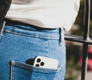 Поліція Британії провела найбільшу операцію проти крадіжок телефонів