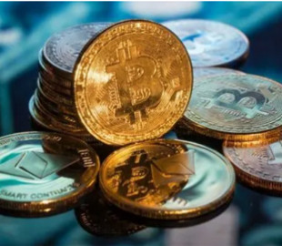 Власник "сплячого" гаманця перевів 20 000 біткоїнів на нові адреси і тепер претендує на $2,18 млрд