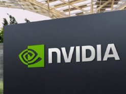 Акції Nvidia впали на тлі загрози збитків у $5,5 млрд через нові обмеження США