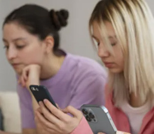 TikTok опинився у центрі скандалу: у Британії запідозрили, що платформа порушує закон про безпеку дітей