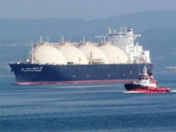 Компанії з ОАЕ купили десятки танкерів для російського тіньового флоту