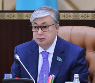 Токаєв підписав закон про медіа, що збільшує обсяг мовлення казахською мовою