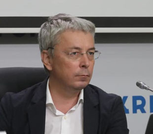 Ткаченко дав поради, як не зазнавати впливу інформатак