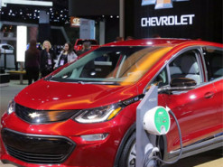 Электромобили Chevrolet отозвали из-за риска возгорания