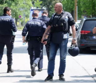 Слідчі: підозрюваний у стрілянині в Австрії був фанатом онлайн-стрілялок