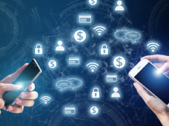 Технологічні компанії вкладають шалені кошти у ШІ та звільняють людей