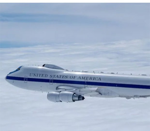 У разі ядерної війни. США почали випробування нового літака Судного дня E-4C