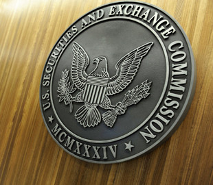 Конгресмени закликали SEC реалізувати указ Трампа щодо пенсійних планів та криптоактивів