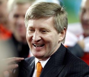 Суд розморозив активи Ахметова у справі Укртелекому