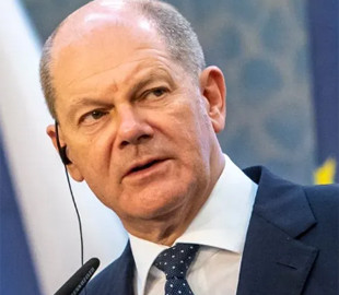 Шольц: зброя США в Німеччині потрібна для запобігання війни