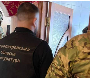 Кіберполіцейські викрили шахраїв, які під виглядом «єДопомога» ошукали українців на 5 млн грн