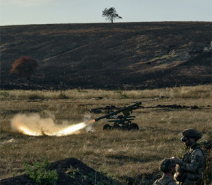 Робот з ПЗРК: у «Лицарській» бригаді створили платформу для полювання на повітряні цілі